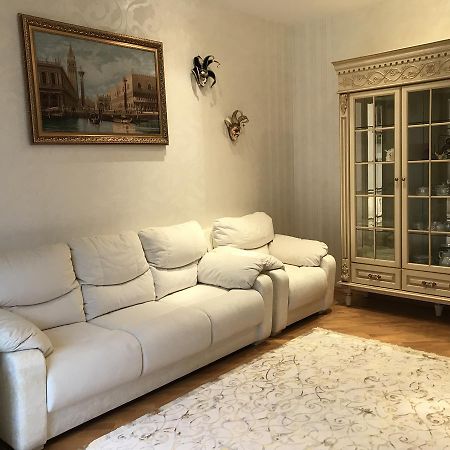 Дворівневі Апартаменти Antique Ternopil Exterior foto